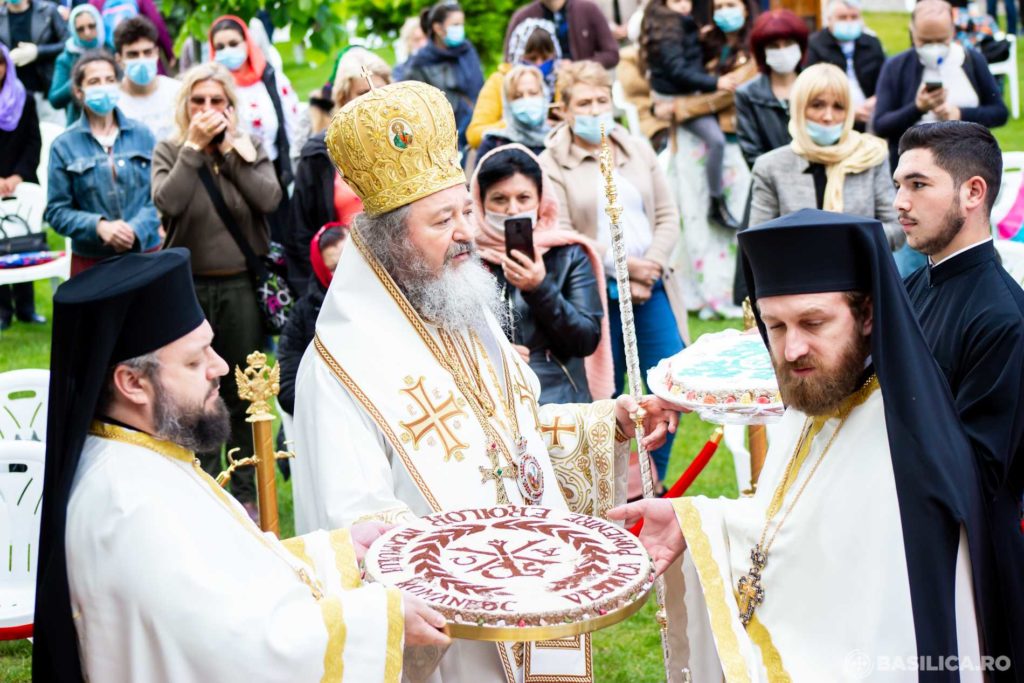 Eroii neamului, pomeniţi la praznicul Înălţării Domnului