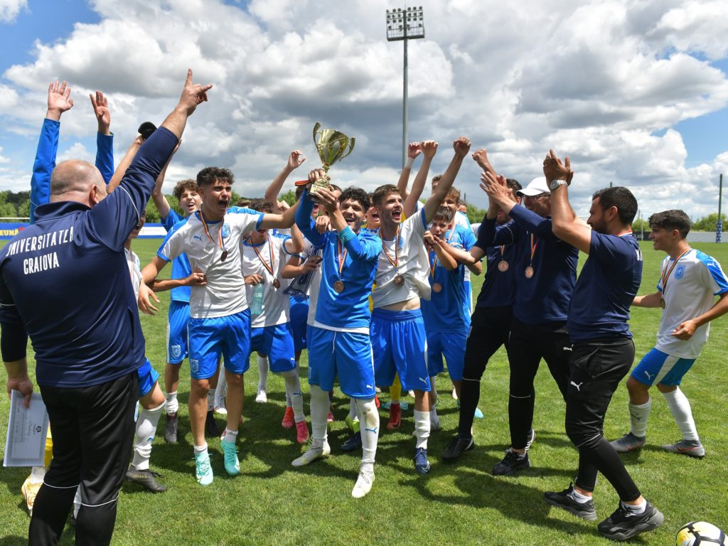 Liga Elitelor U17 / Universitatea Craiova a câştigat finala mică în dauna FCSB-ului