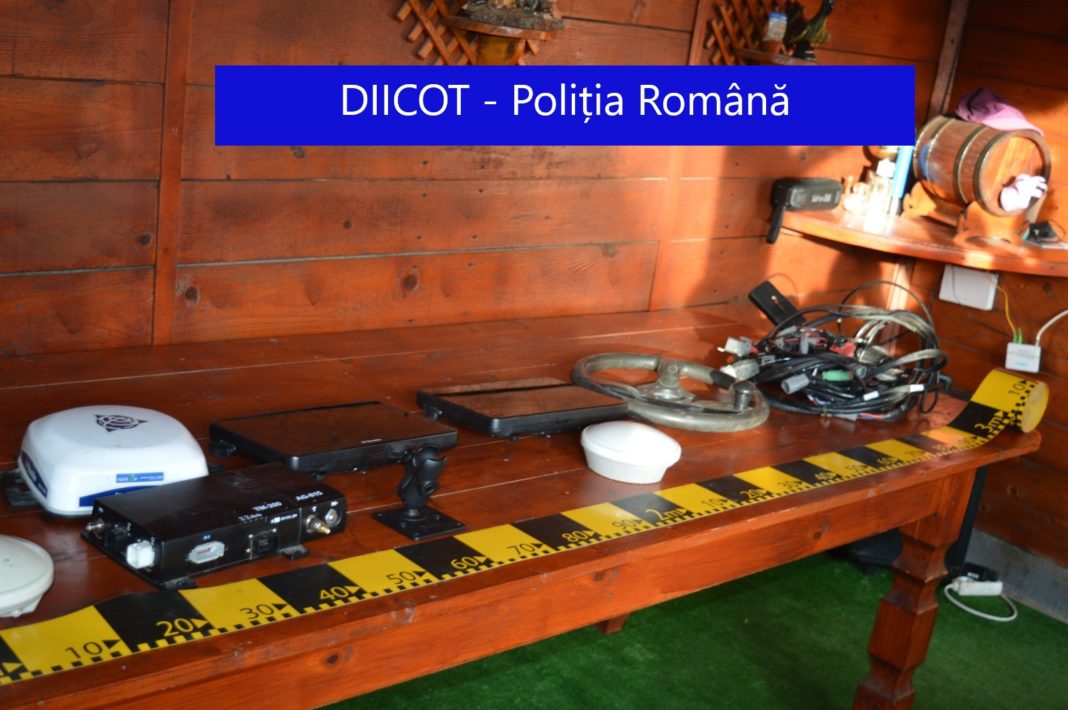 Cinci persoane reţinute pentru furturi de aparate GPS şi alte materiale agricole pe teritoriul Franţei