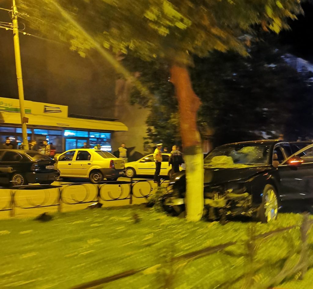 S-a urcat băut la volan şi a făcut prăpăd pe bulevardul Oltenia