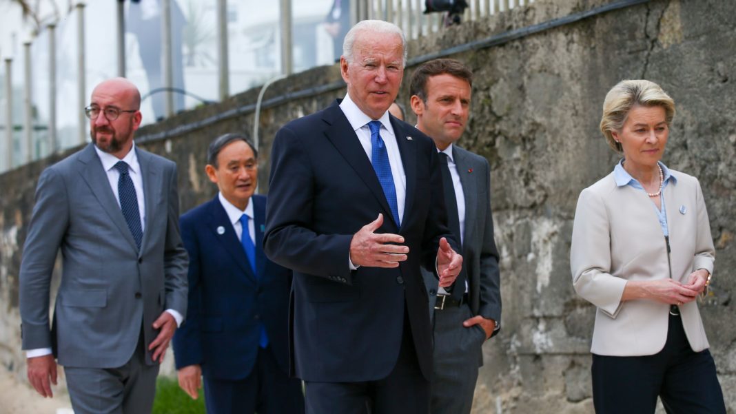 Biden încheie războiul comercial cu UE, deschis de Trump