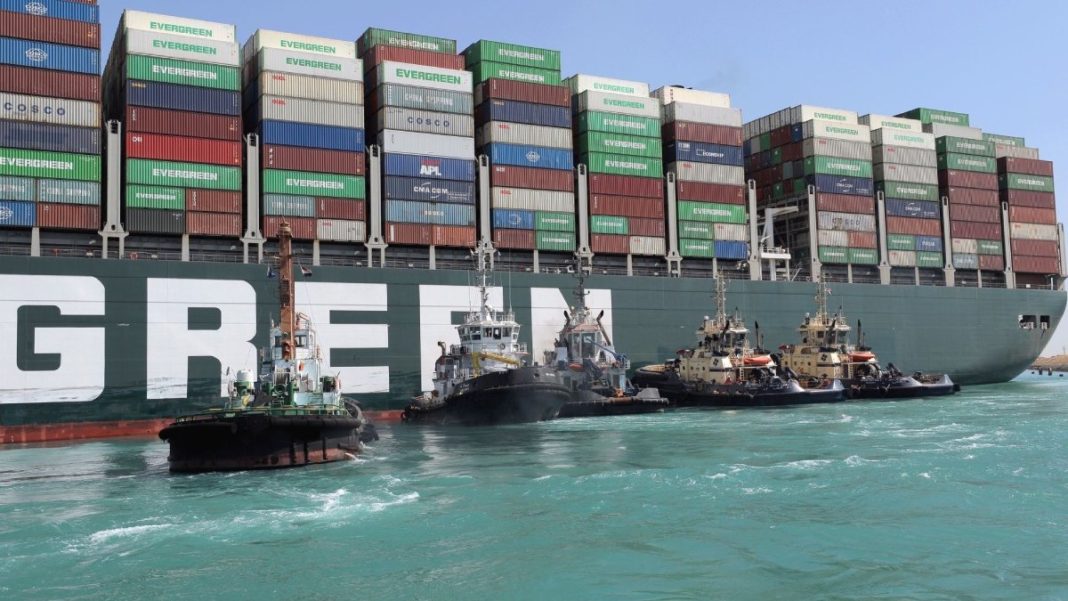 Nava Ever Given, eliberată la trei luni după ce a blocat Canalul Suez