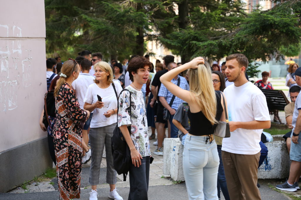 Subiectele la prima probă a bacalaureatului, la fel ca cele de la simulare