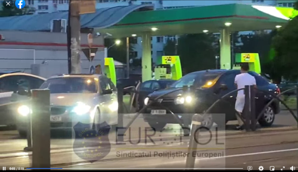 VIDEO. Șofer atacat cu o crosă de golf în București