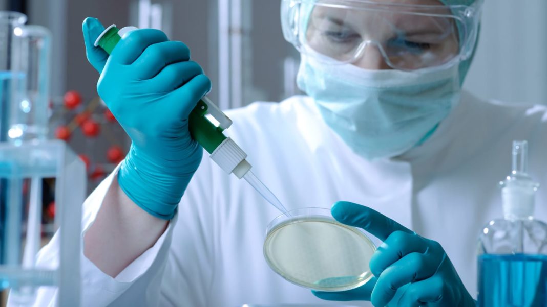 Cercetători americani au identificat un nou posibil tratament anti-COVID