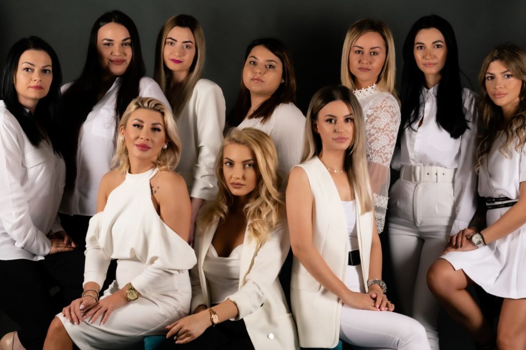 Corina Cănuci și micropigmentarea. Sau povestea unui „Cocoon” în care pasiunea a prins aripi