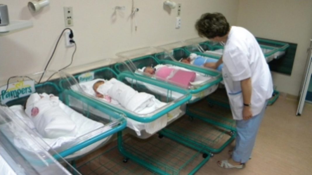 Anul trecut, în România s-au născut cei mai puțini copii din 1930 încoace