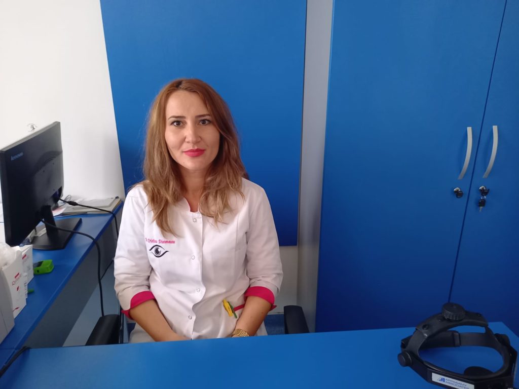 Dr. Cristina Diaconeasa, despre afecțiunile oculare la copii (II): Simptomele asociate și pericolul traumatismelor la vârste mici