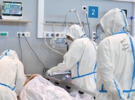 Autoritățile din România au raportat astăzi primul deces al unei persoane infectate