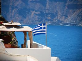 Grecia vrea să folosească veniturile din turism pentru subvenţionarea facturilor la electricitate