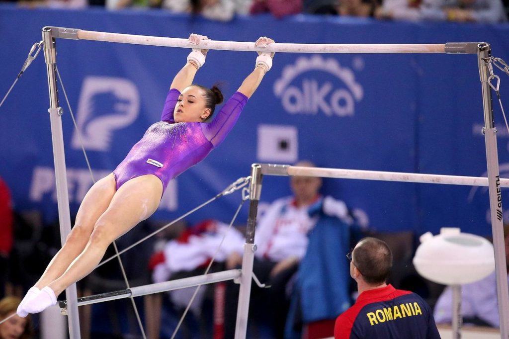 Larisa Iordache va concura în finalele la paralele și bârnă la Cupa Mondială
