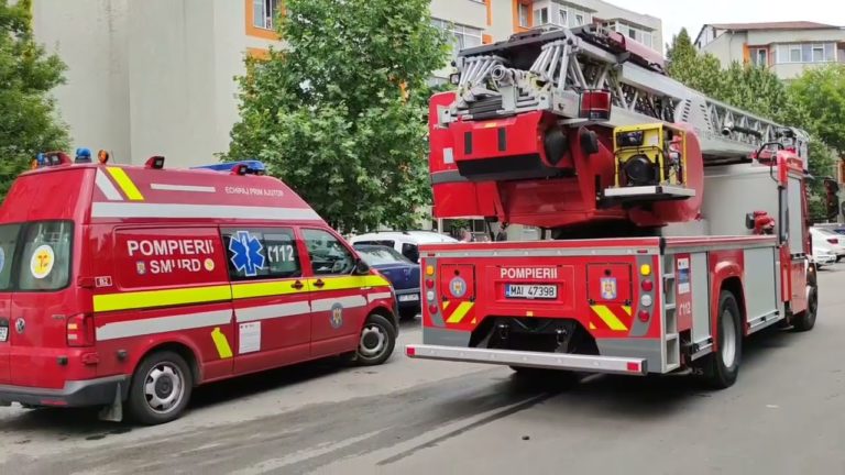 O bătrână a murit după ce a căzut de la etaj, în Slatina