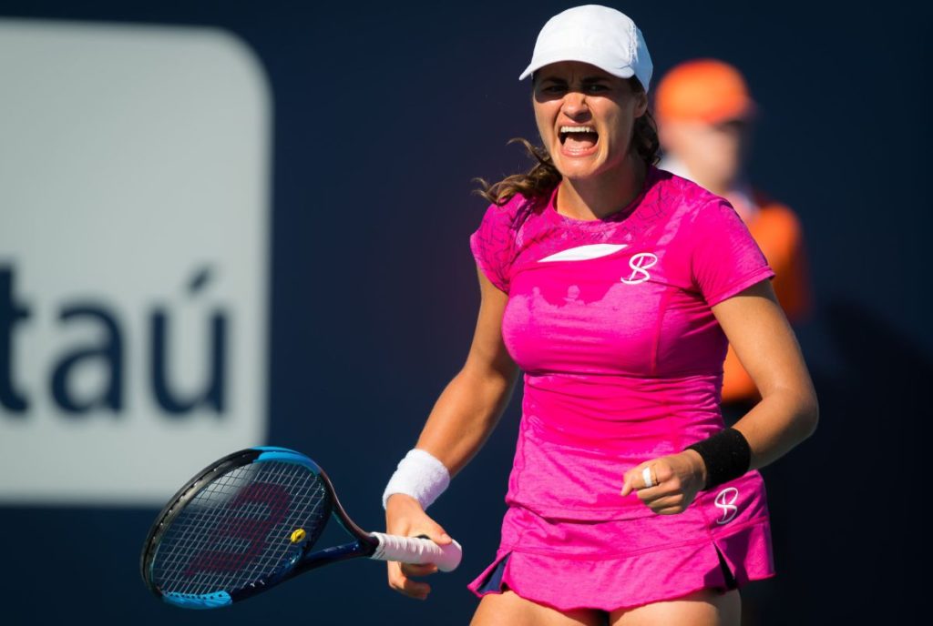 Niculescu şi Ostapenko au gânduri mari. Calificare lejeră în optimi la Paris