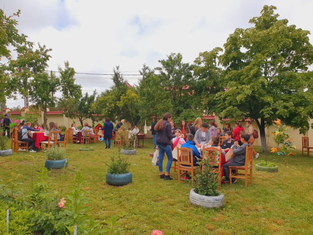 Copiii din Moțăței participă la activități cultural-educative