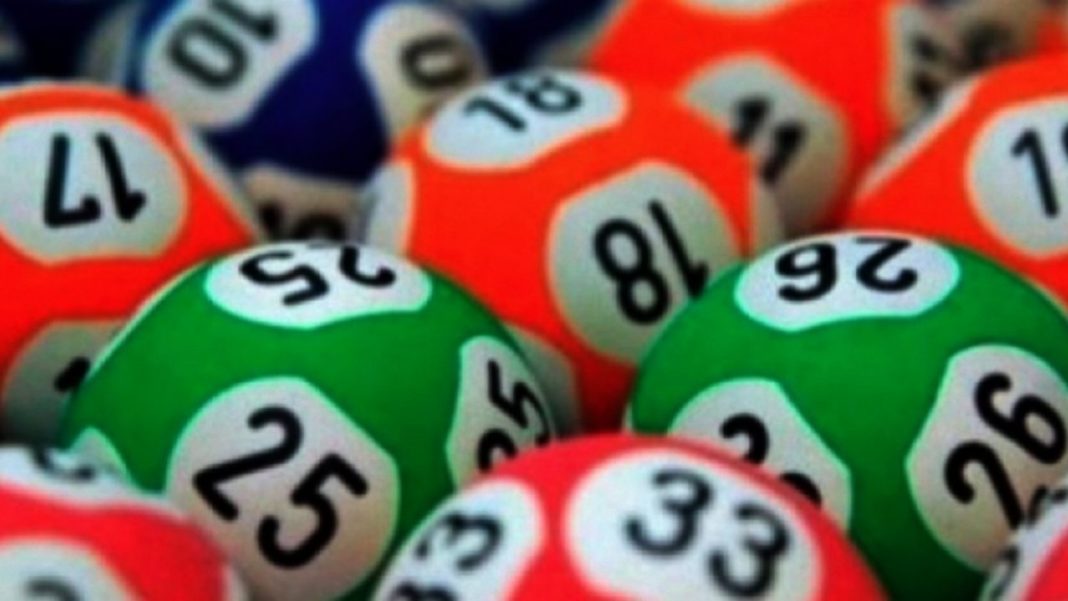 Marele premiu la Loto 6/49, în valoare de peste 568.000 de euro, a fost câştigat