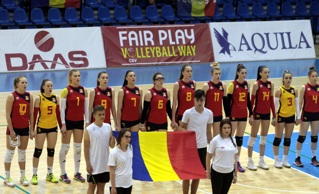 O victorie rapidă, dar fără importanţă. România a ratat calificarea în Final 4