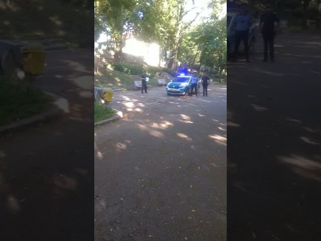 (VIDEO) Craiova: Grenadă defensivă în zona Catedralei Sfântul Dumitru