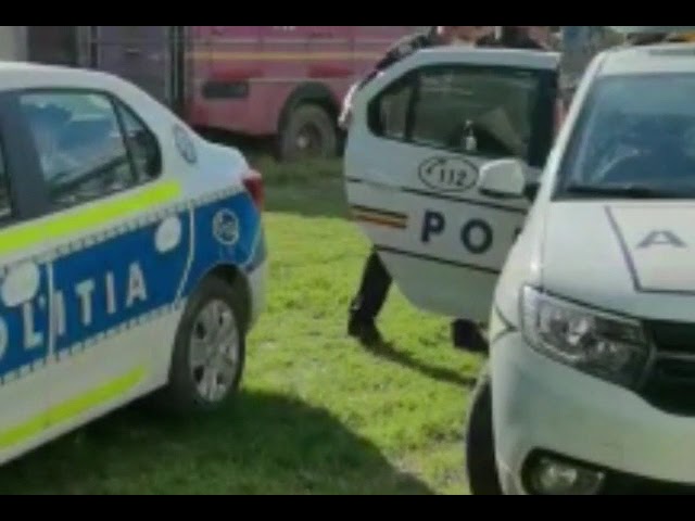 VIDEO Trei bărbaţi, reţinuţi după un furt cu prejudiciu de 200.000 de lei