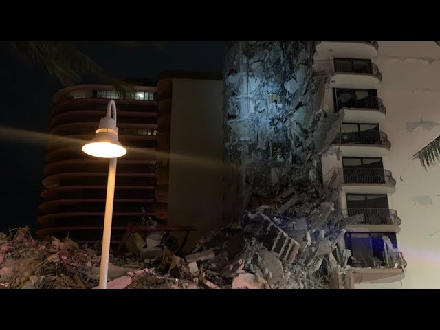 (Video) Un bloc cu 12 etaje din SUA s-a prăbușit în timpul nopții