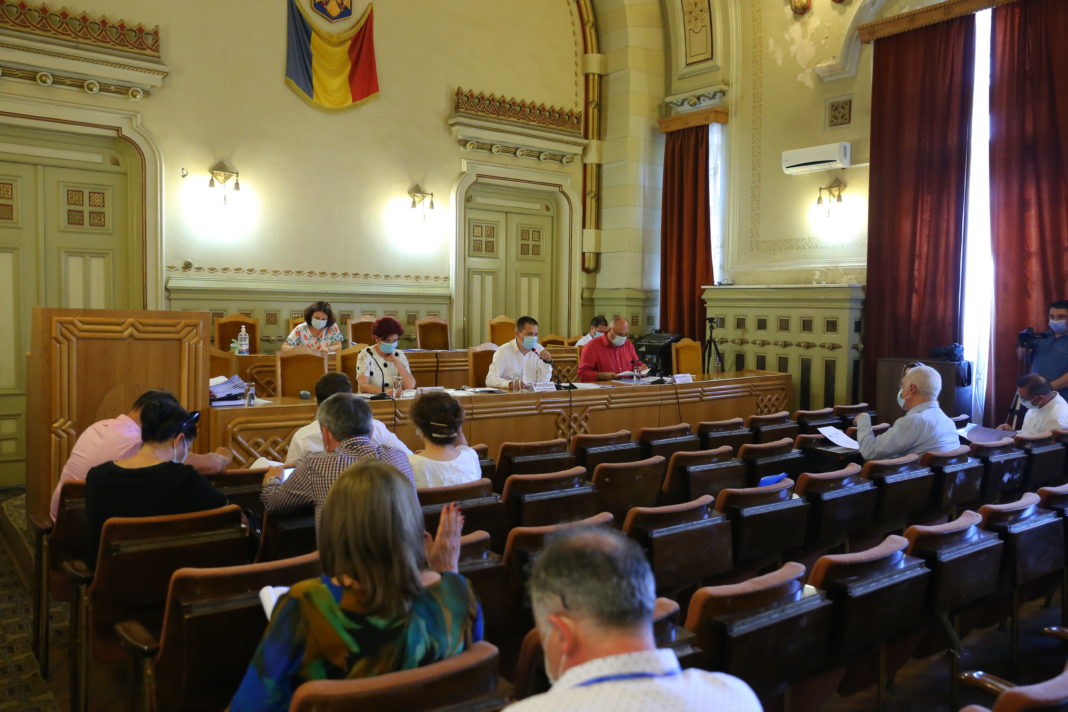 Toate proiectele de hotărâre au fost votate în unanimitate, în şedinţa de ieri a Consiliului Judeţean Dolj