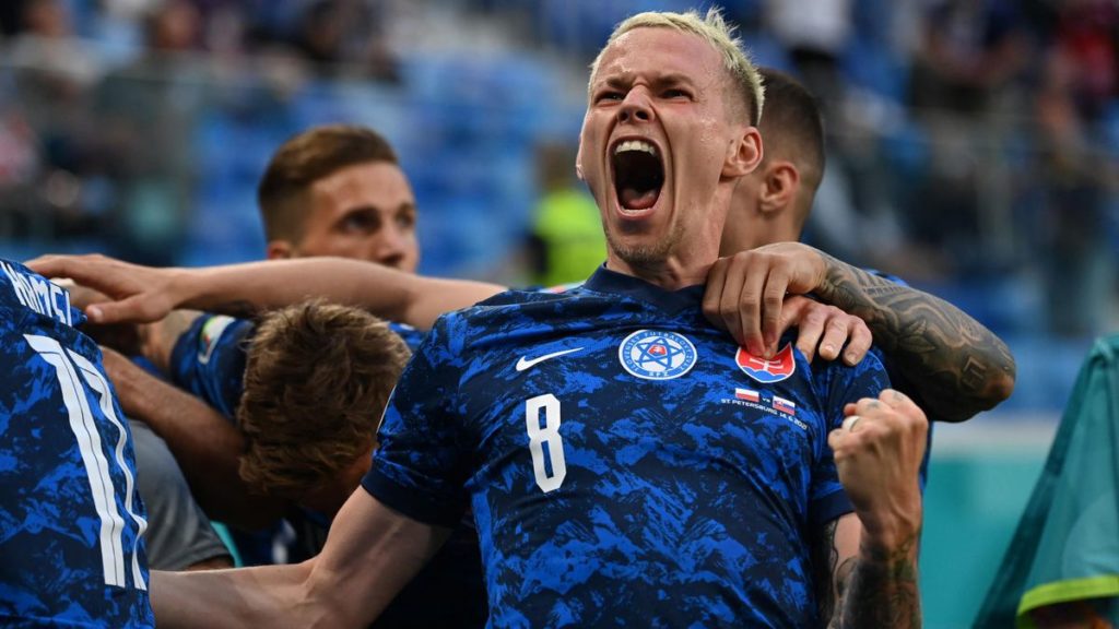 EURO 2020 / Slovacia a produs surpriza și a învins Polonia