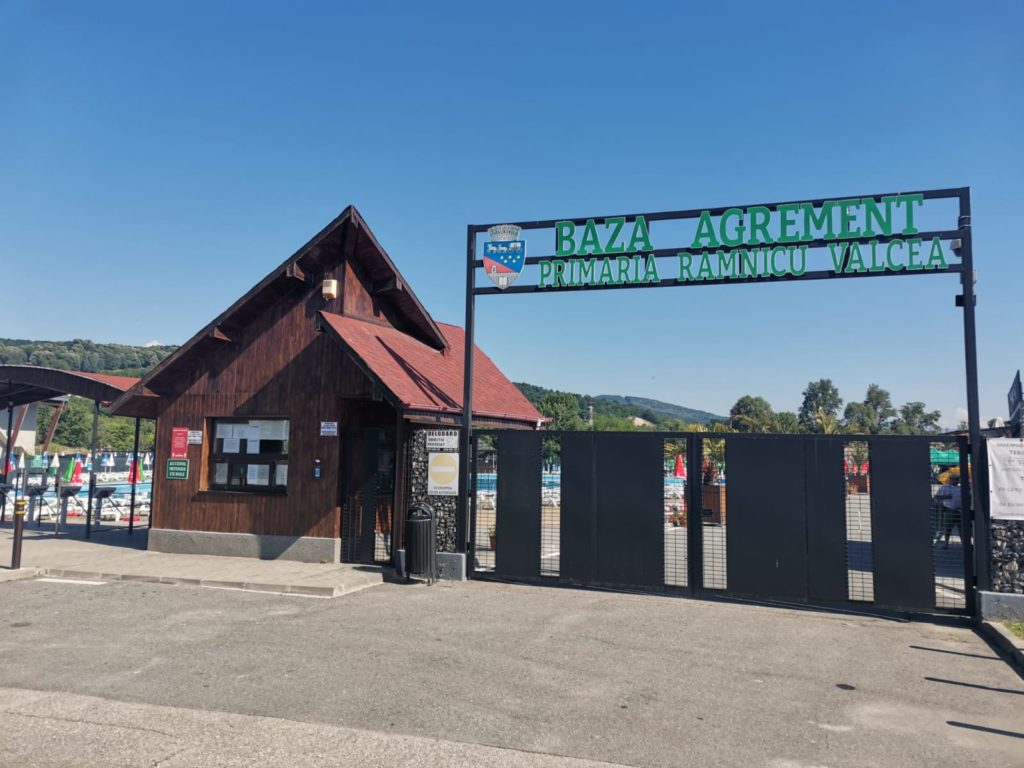 Râmnicu Vâlcea: Ştrandul Ostroveni şi-a deschis porţile pentru sezonul estival