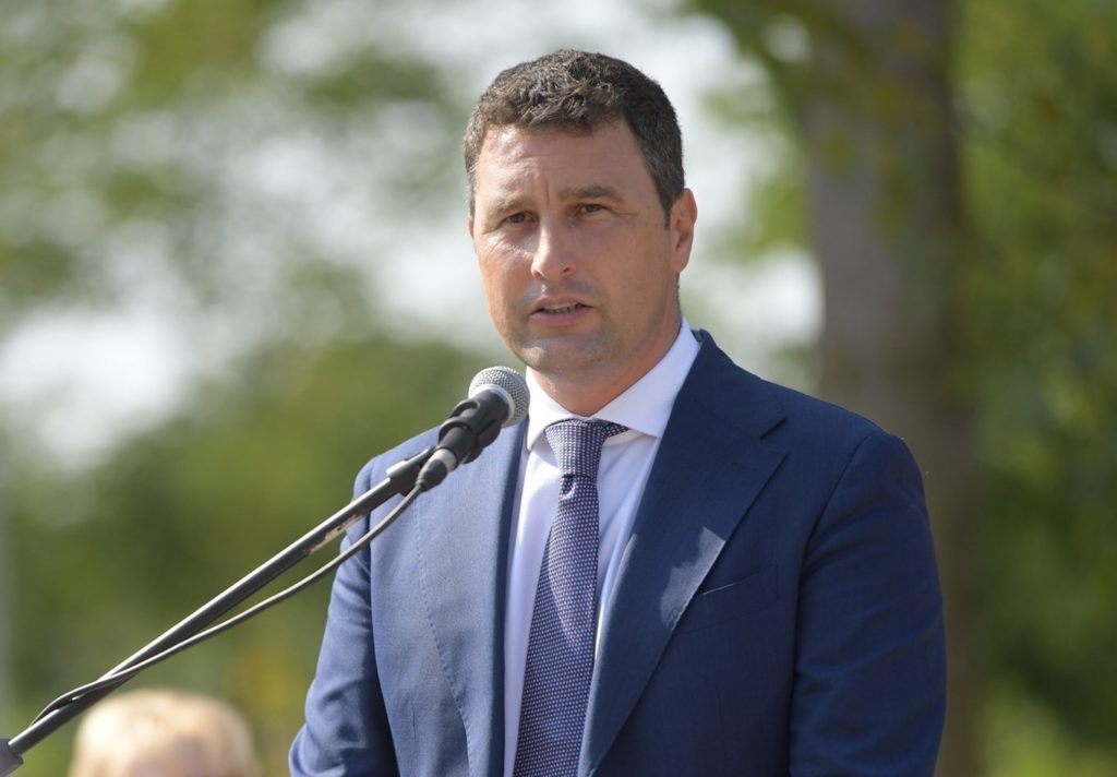 Ministrul Mediului: ”Degeaba dăm amenzi, dacă nu avem centre de colectare a deşeurilor„