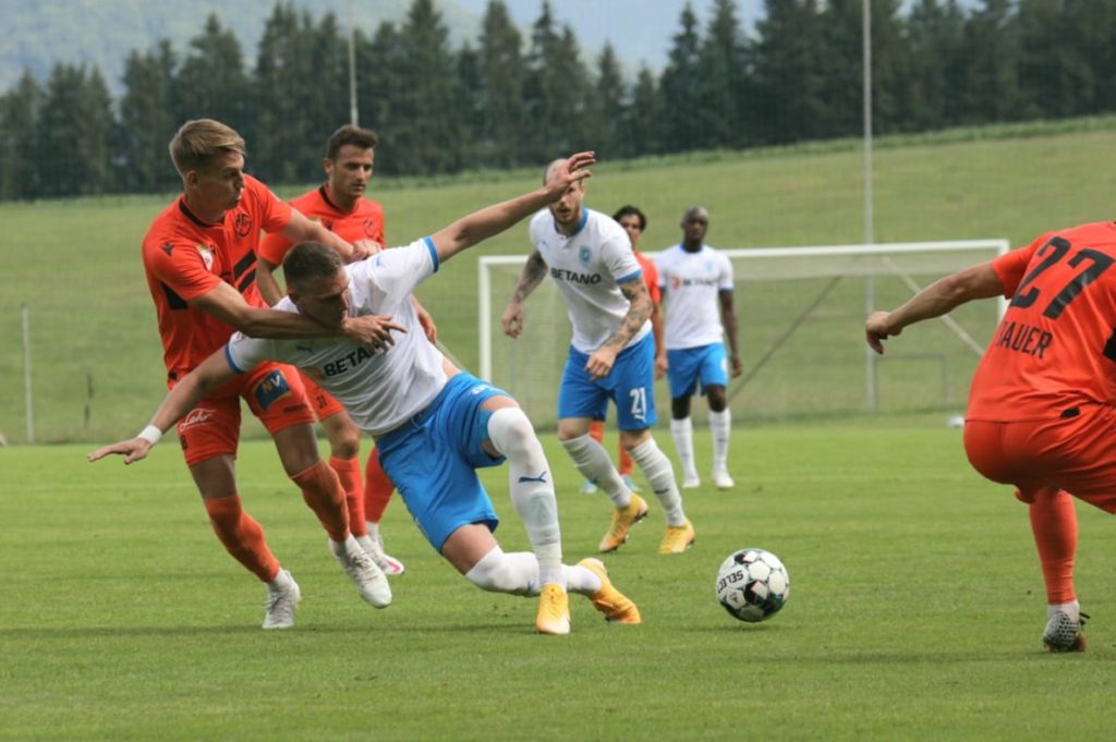 Amical / Universitatea Craiova a pierdut la limită cu SV Horn. Ouzounidis a folosit rezervele!