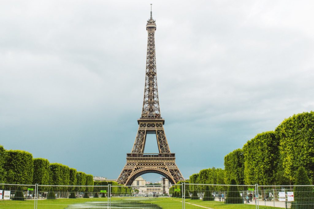 Turnul Eiffel se redeschide pentru vizitatori