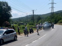 Vâlcea: Două persoane rănite după coliziunea dintre o motocicletă și un autoturism