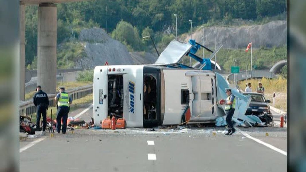 Tragedie în Croația. Cel puțin 10 morți și 45 de răniți, după ce un autocar s-a răsturnat