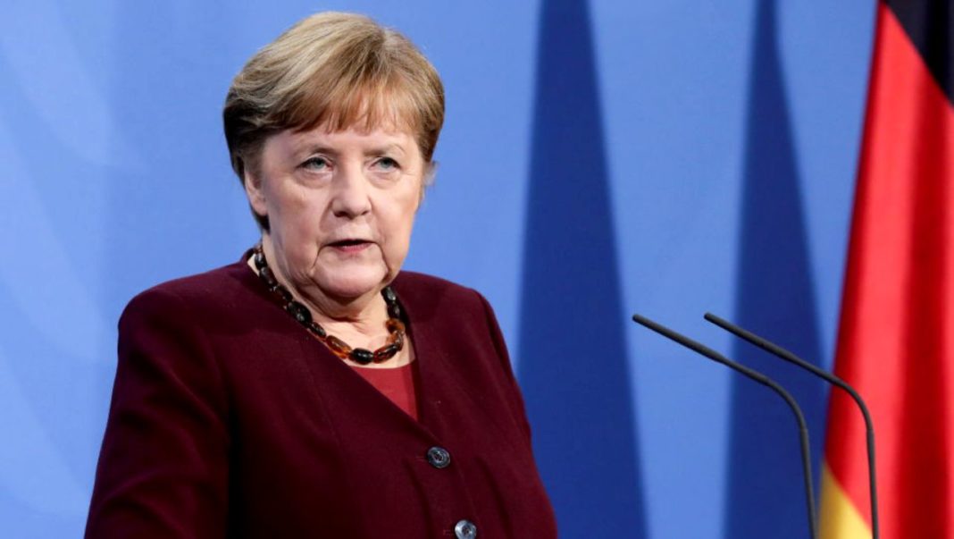 Merkel pledează pentru aderarea a șase state din Balcanii de vest la UE