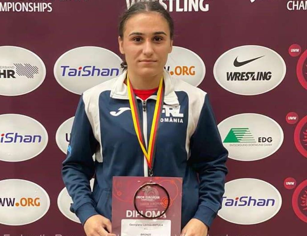 Lupte / Georgiana Lavinia Antuca, medaliată cu bronz la Europenele de juniori