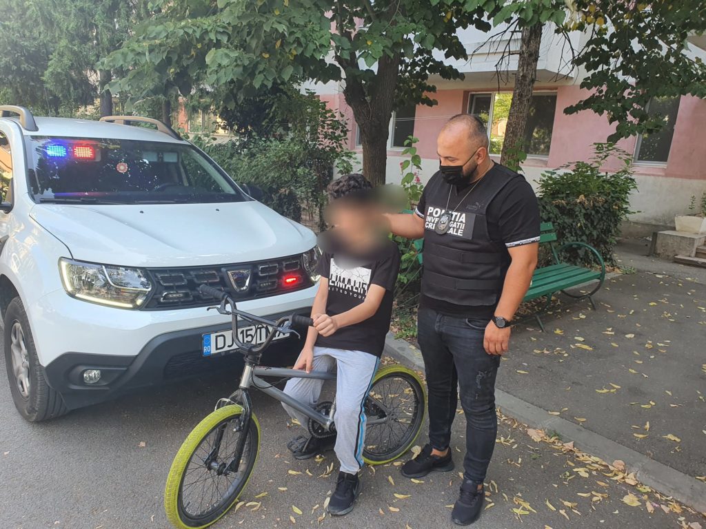Hoț de biciclete, prins de poliție