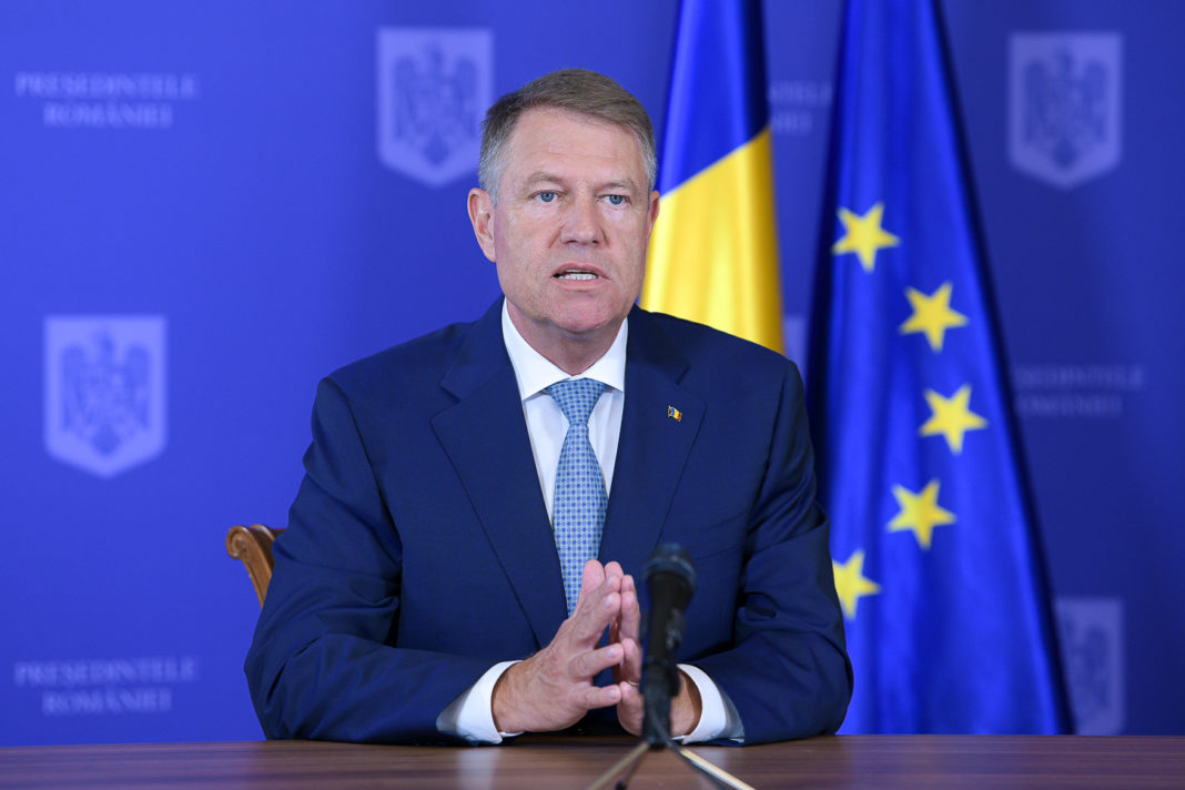 Iohannis a refuzat să promulge legea care dădea școlilor puterea de a-și numi directorii interimari