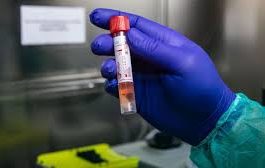 Bărbat din Pașcani vaccinat anti-COVID-19, confirmat cu tulpina Delta