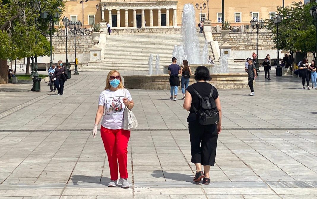 Rata de infectare în Grecia a trecut de 3 la mie