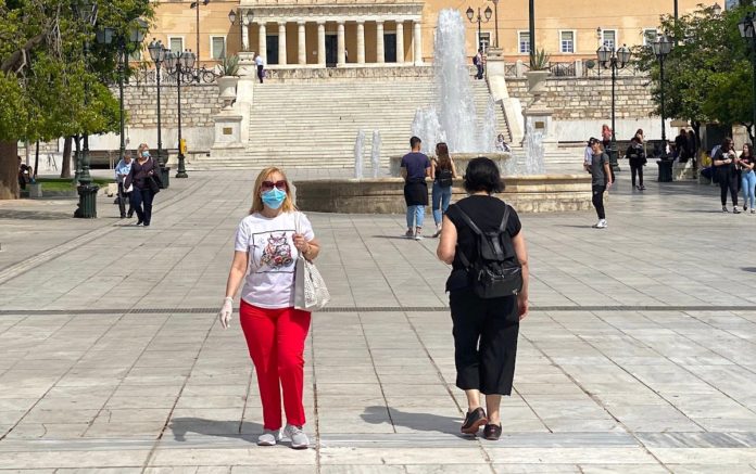 Rata de infectare în Grecia a trecut de 3 la mie