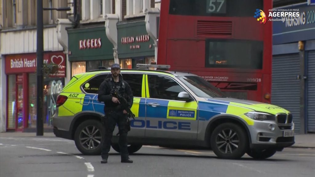 Bărbat mort după ce a fost înjunghiat în zona Oxford Circus din Londra
