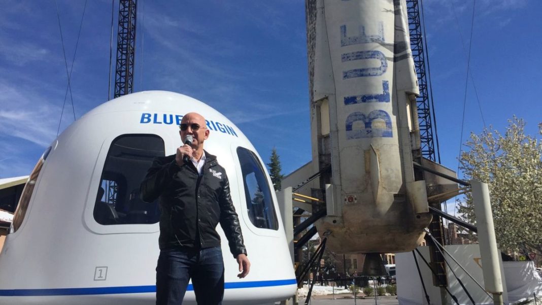 Jeff Bezos zboară în spațiu