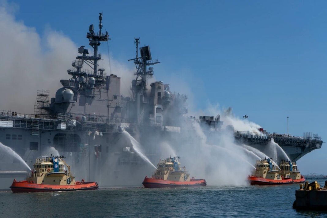 Marinar american, acuzat că a pornit incendiul care a distrus o navă de război de 1 miliard $
