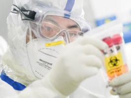 China respinge o nouă investigație a OMS care să verifice dacă coronavirusul a fost scăpat din laborator