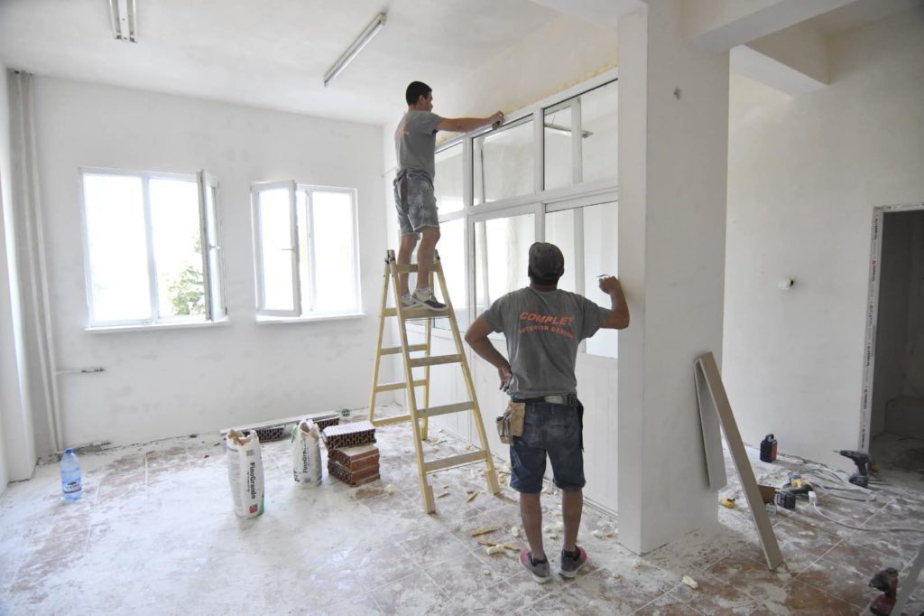 (GALERIE FOTO) Recompartimentări la Spitalul de Boli Infecțioase Craiova