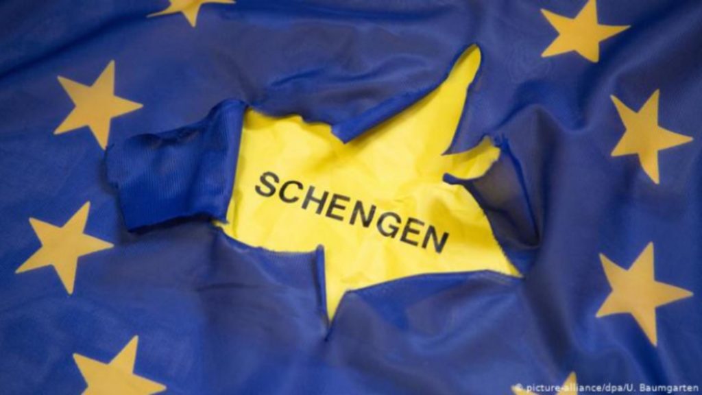 Parlamentul European va solicita din nou primirea Bulgariei şi României în Schengen