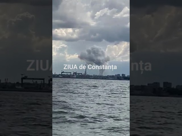 (VIDEO) Incendiu puternic la o fabrică de BCA din Constanța