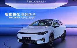 Un rival chinez al Tesla lansează un sedan electric mult mai ieftin