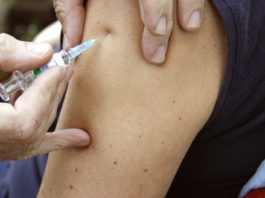Banii pentru extinderea vaccinării anti-HPV, așteptați la rectificarea bugetară din august