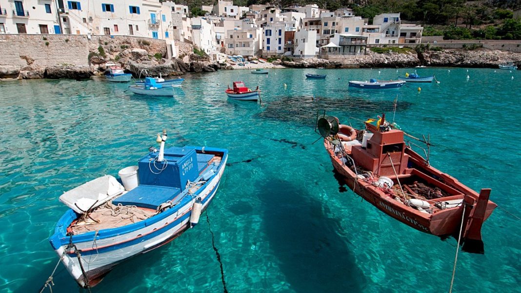 Pentru următoarele zile autoritățile italiene au emis alertă roșie de caniculă extremă