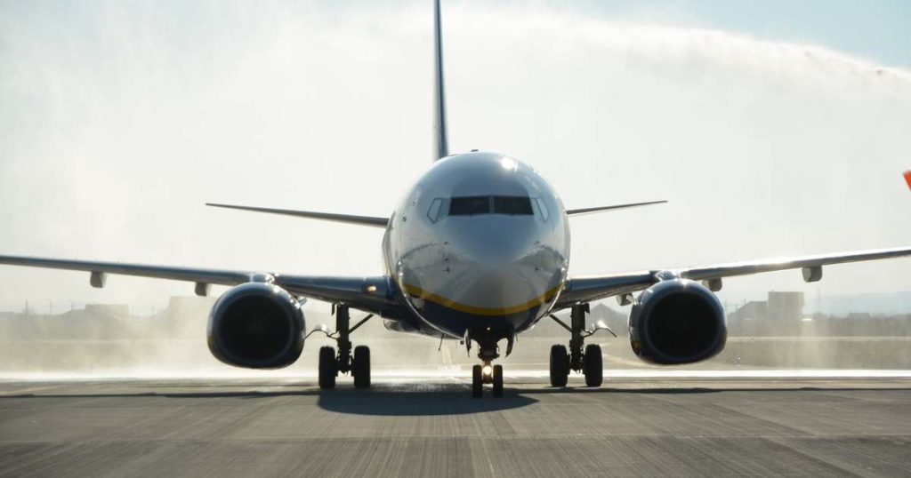 Premieră în România: Un judeţ vrea propria companie aeriană