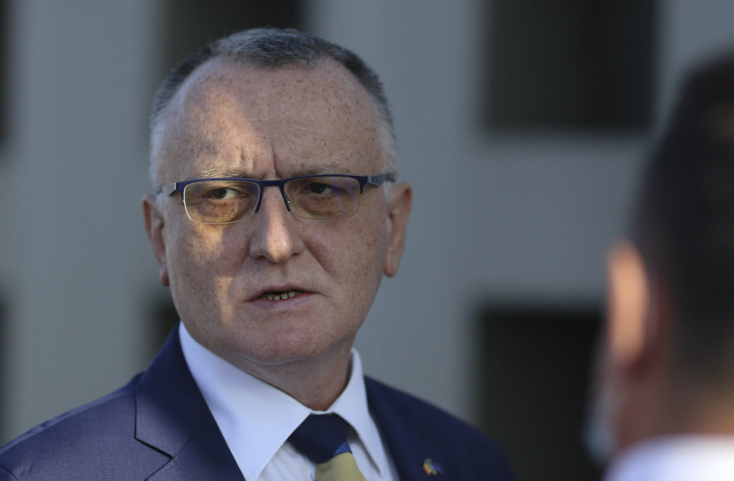 Ministrul Educației: Am sesizat parchetul în legătură cu o serie de nereguli la ARACIP